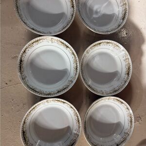 6 Signature Collection Queen Anne Berry Bowls